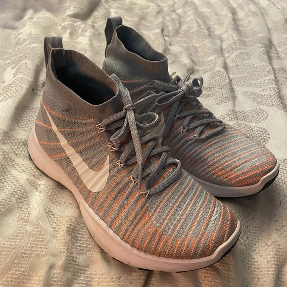 Nike Free Train Force Flyknit - Picture 2 of 5